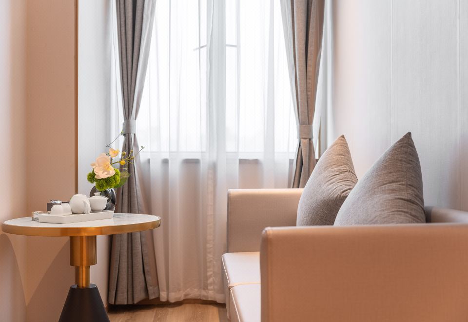 简约大床房（闽南茶具+明亮通透+独立弹簧床垫）