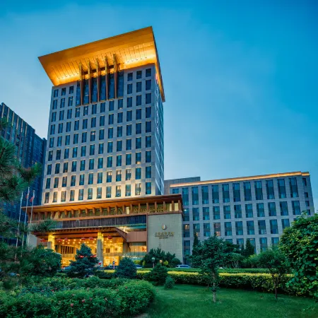 Yungang Jianguo Hotel