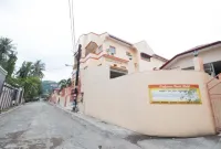 ريد دورز آت برافيروسا ريزورت هوتل كالامبا