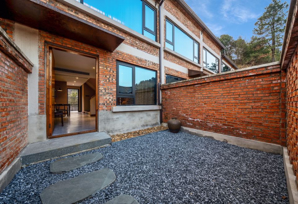Leisure Loft Villa Suite - Courtyard-View, Mountain-View (Sofa)