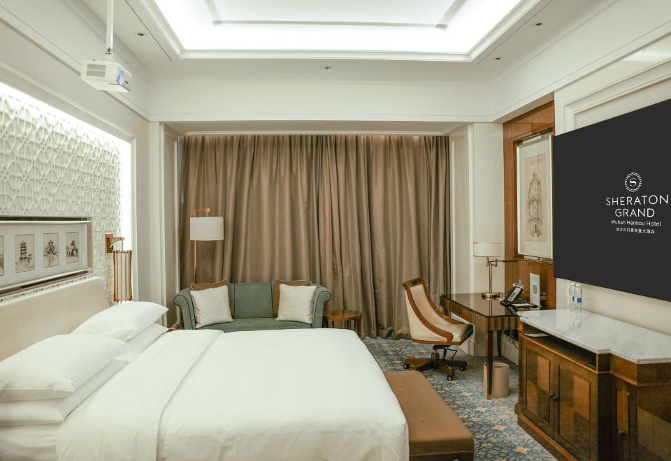 100寸巨幕房·私人影院·腾讯海量电影随心看