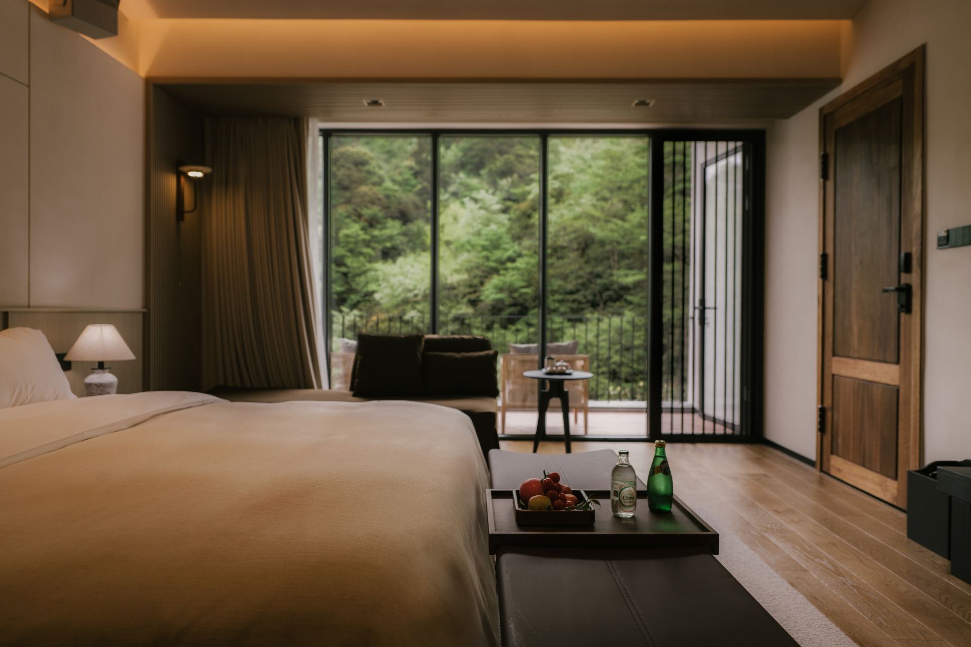 Featured Room， - Mountain-View (Double Bed)