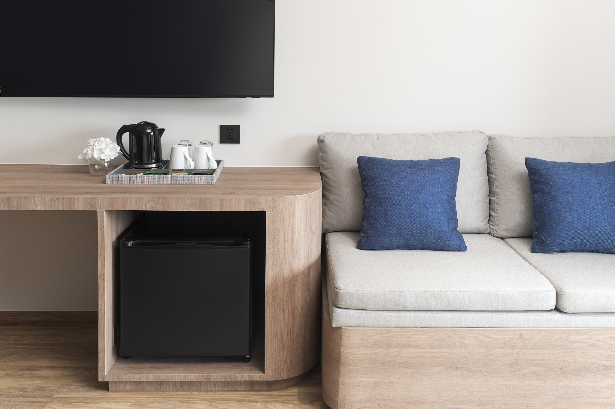 豪华大床房带阳台