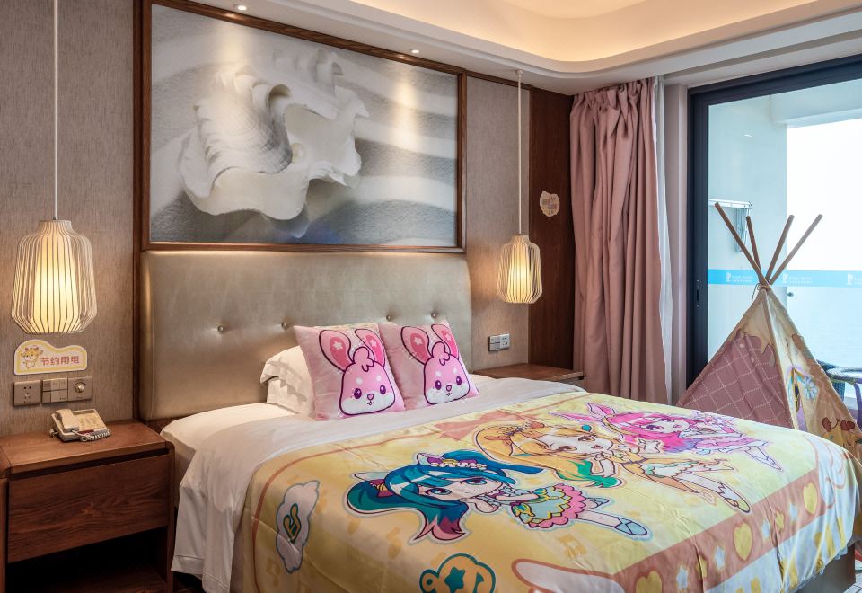 酷芽巴啦啦海景家庭房（子母床）