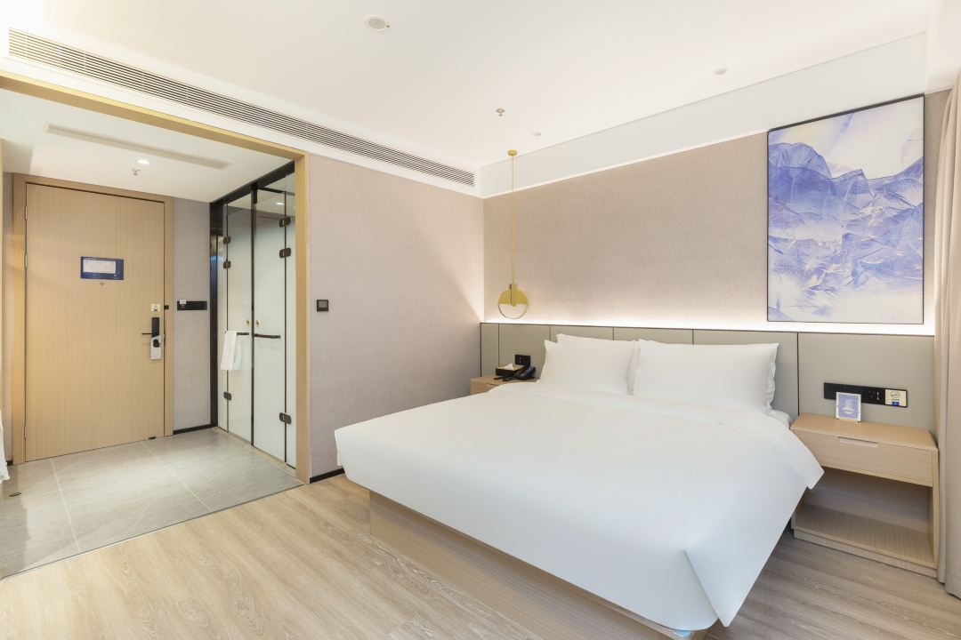 影音大床房（可投屏80寸幕布+喜临门床垫+自助洗衣）