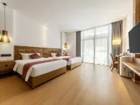 Banshan Yueshe Theme Art Holiday Hotel Hotel di Jiuzhaigou