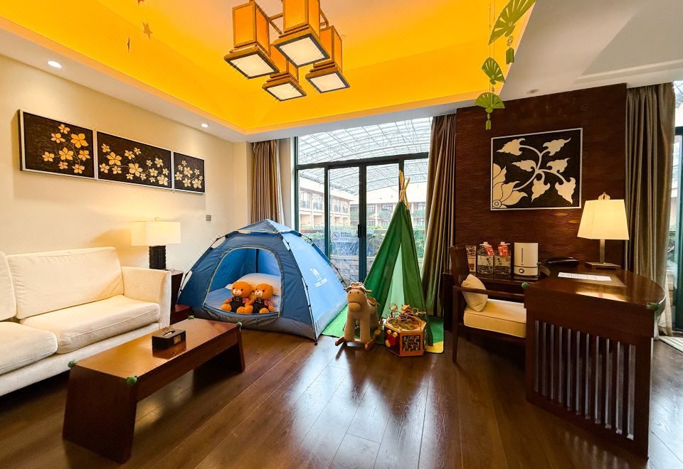 百事可樂親子房（小童帳篷）