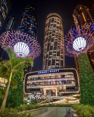 Grand Hyatt Abu Dhabi Hotel and Residence Emirates Pearl