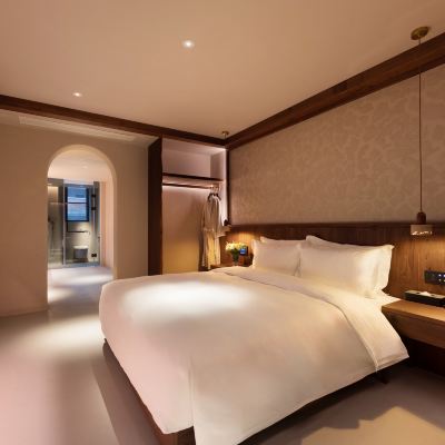 竹影空中花園房 I Nespresso膠囊機+杜拉維特潔具+花園 川行隱裡飯店（成都寬窄巷子店）優惠