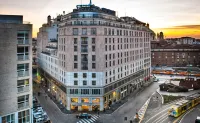 The Square Milano Duomo Hotels in 