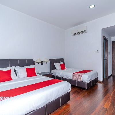 Superior Suite  Kupon OYO 90036 Eagle Wood Garden