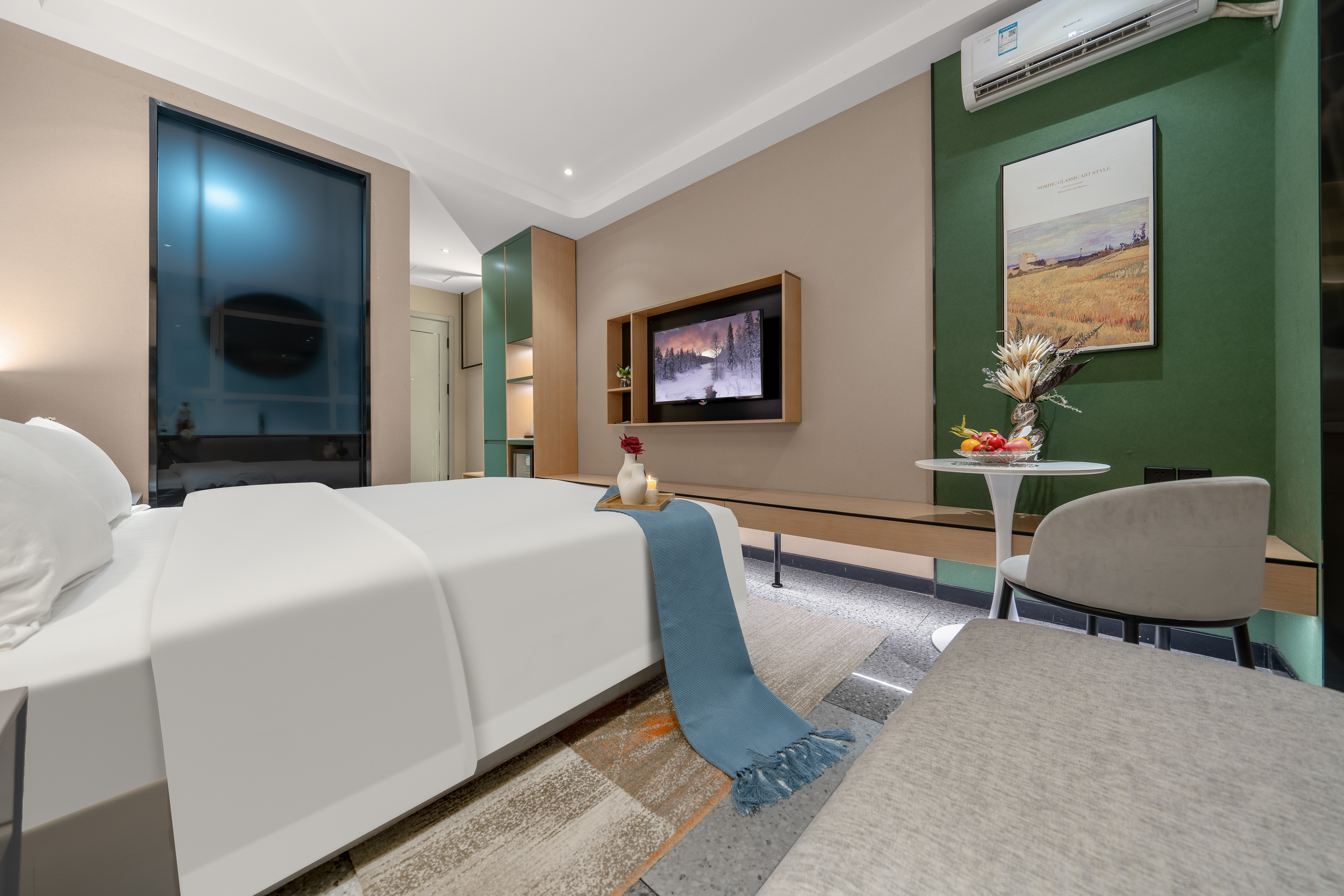 奢享大床房【智能马桶+0压记忆棉床垫+按摩器+冷藏柜】