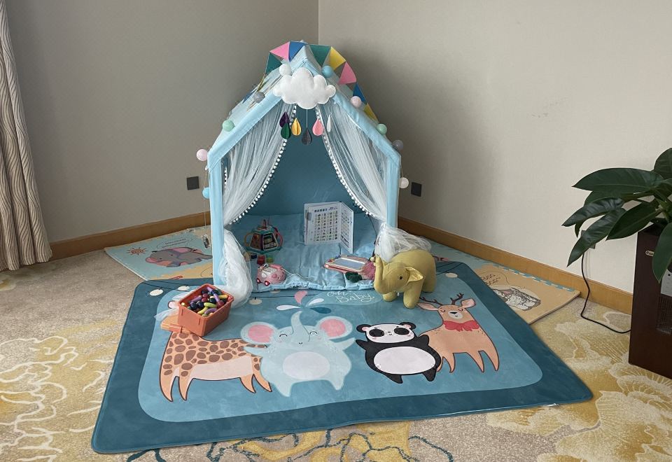 行政家庭亲子房