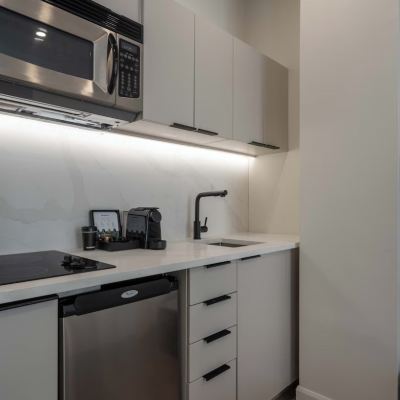 套房 - 帶特大床 禁煙 蒙特利爾市中心旅客之家酒店優惠