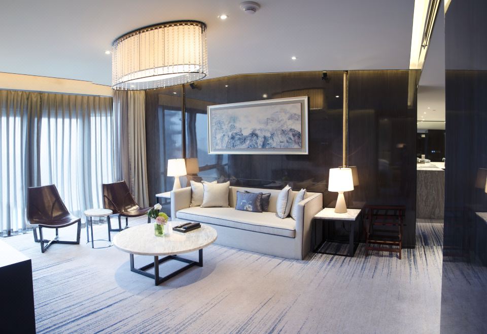 Sheraton Zhuhai HotelAmbassador Suite