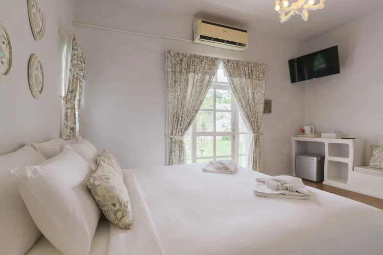 ห้องดีลักซ์วิวสวน (เตียงคิงไซส์)