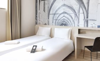 B&B Hotel Bergamo - Housity