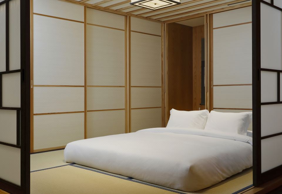 雙臥榻榻米住宅式套房