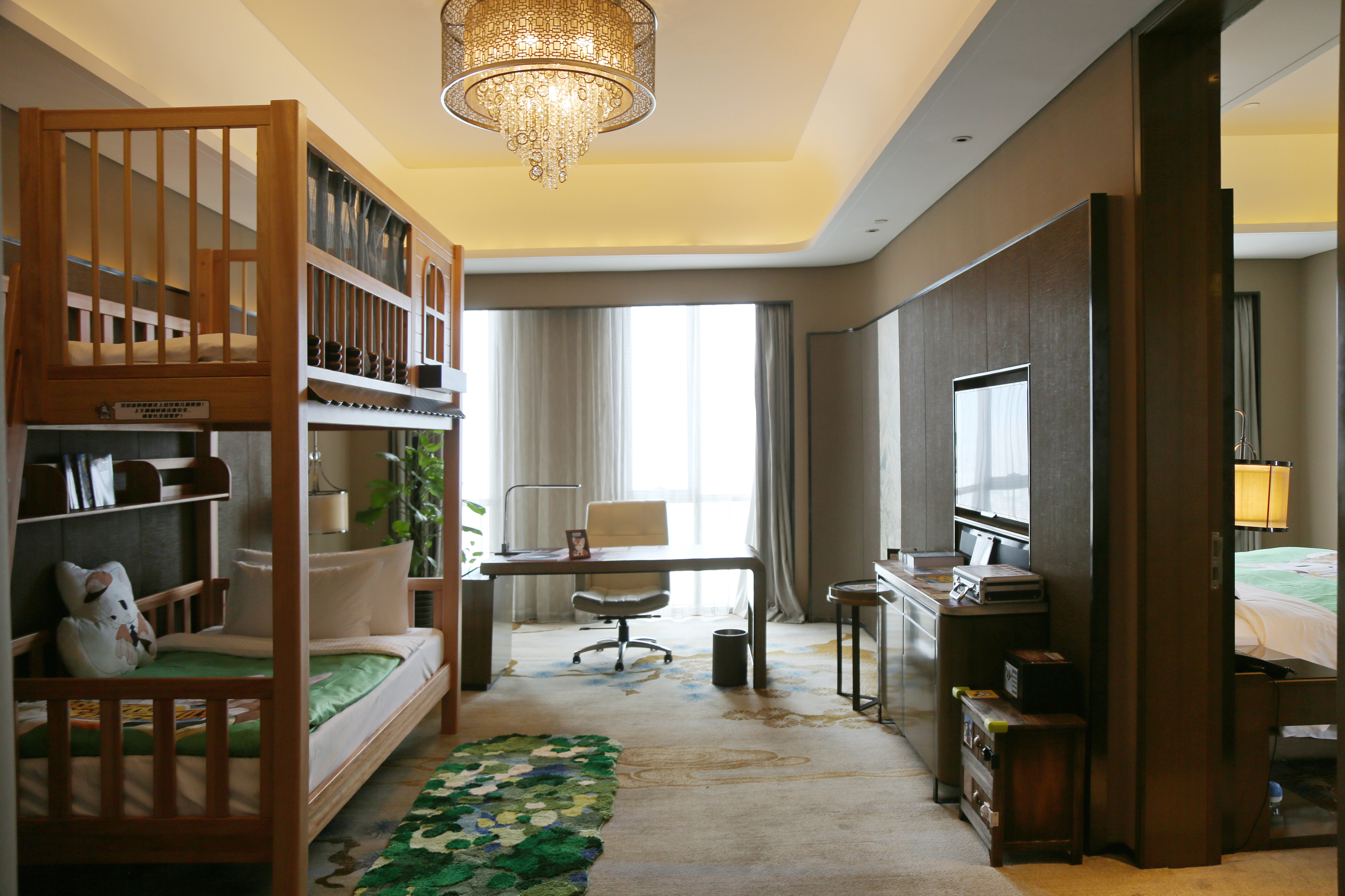 神探邁克狐親子主題套房（沉浸劇本體驗+雙層小童床）