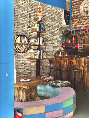 Litang Xiehou Chinese Inn Hotéis em 