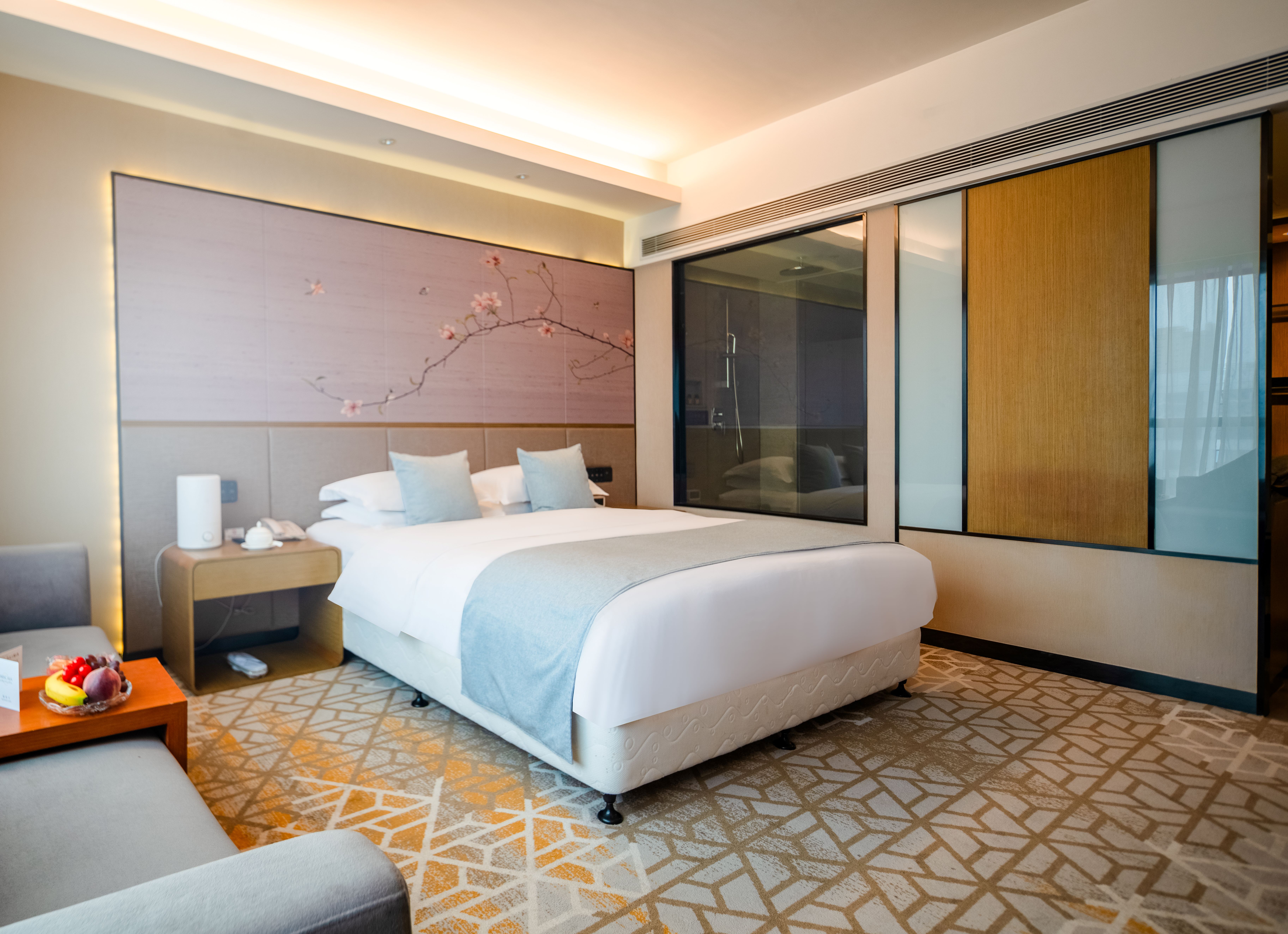 精选商务大床房「大空间Free +通透光感+双层隔噪玻璃」