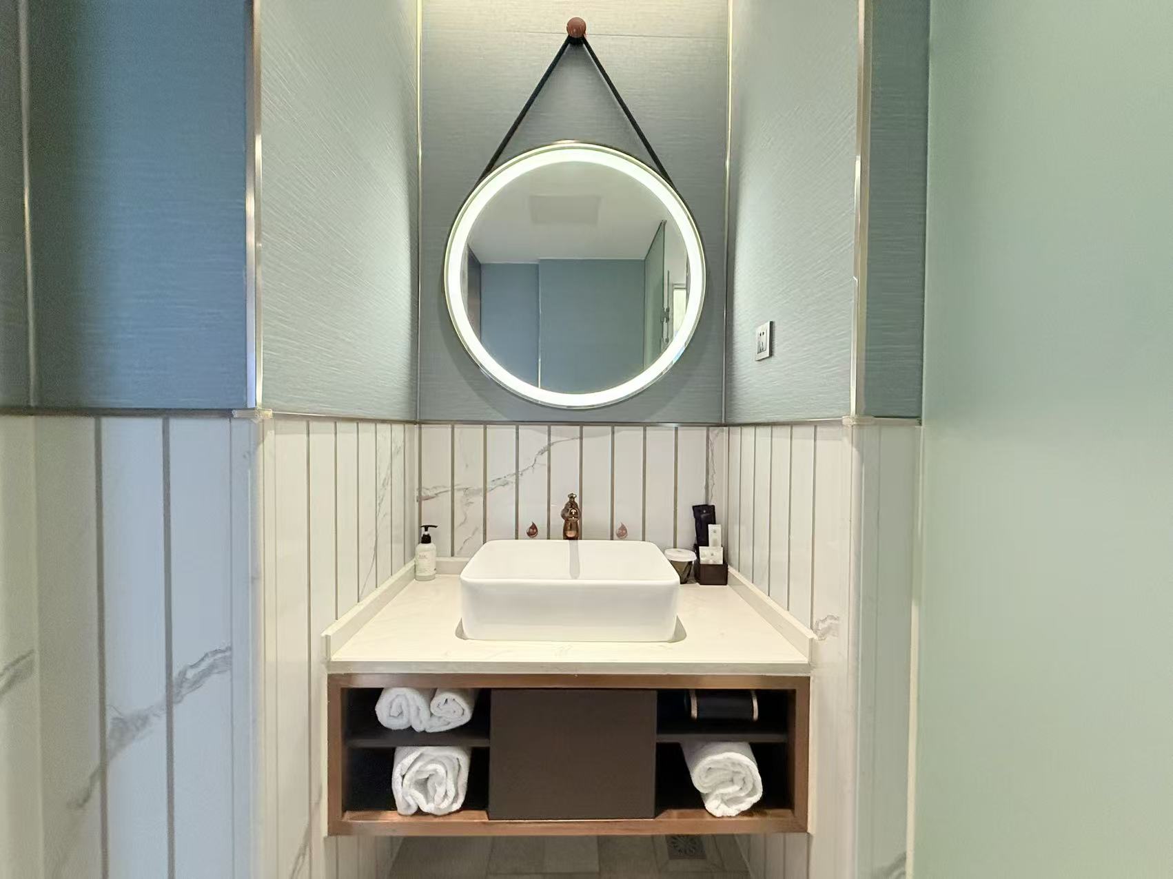 都会商务房（智能马桶-小冰箱-裸棉寝具-陶瓷茶具）