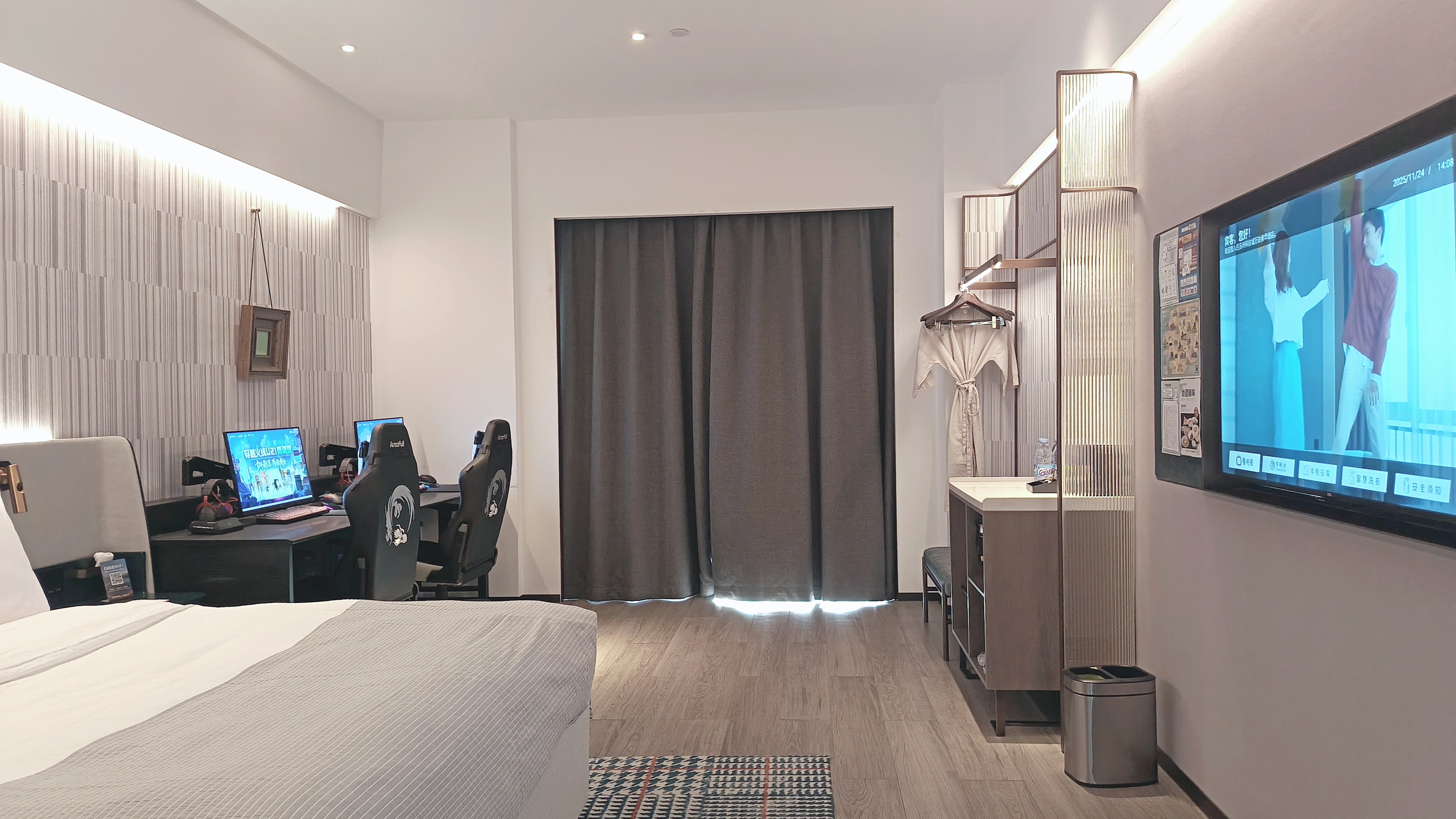 电竞大床房（9600X+5060+2K320）