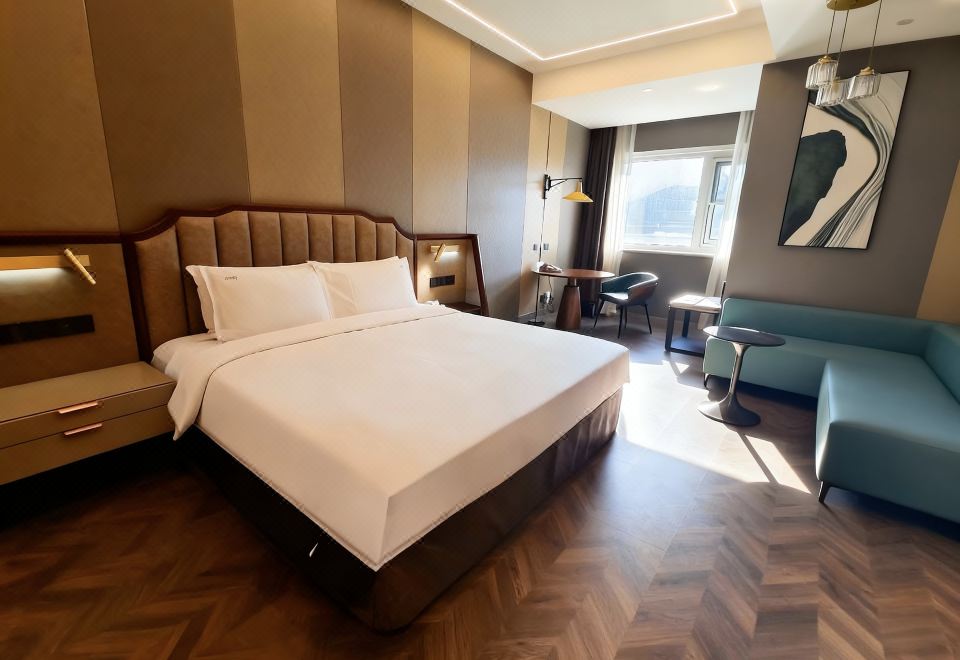 假日行政大床間