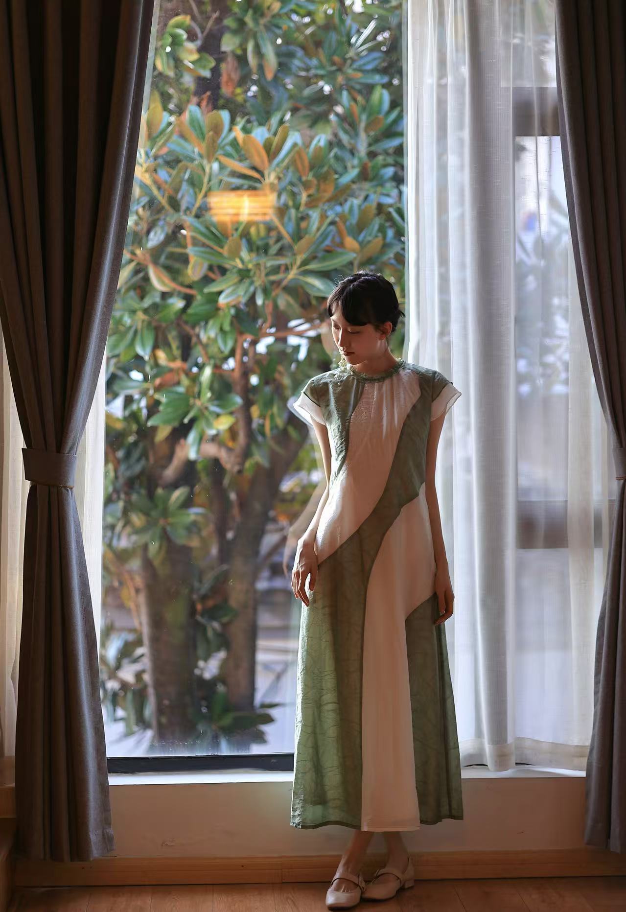 俯仰|复式套房家庭间（落地全景窗+家庭影院+亲子双床）