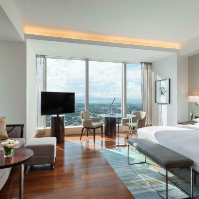 1 King Bed Deluxe Grand Hyatt Manila Promo Code
