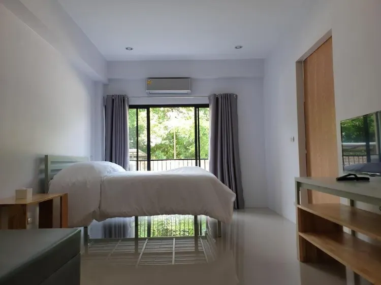 ห้องสแตนดาร์ด เตียงใหญ่ 1 เตียง
