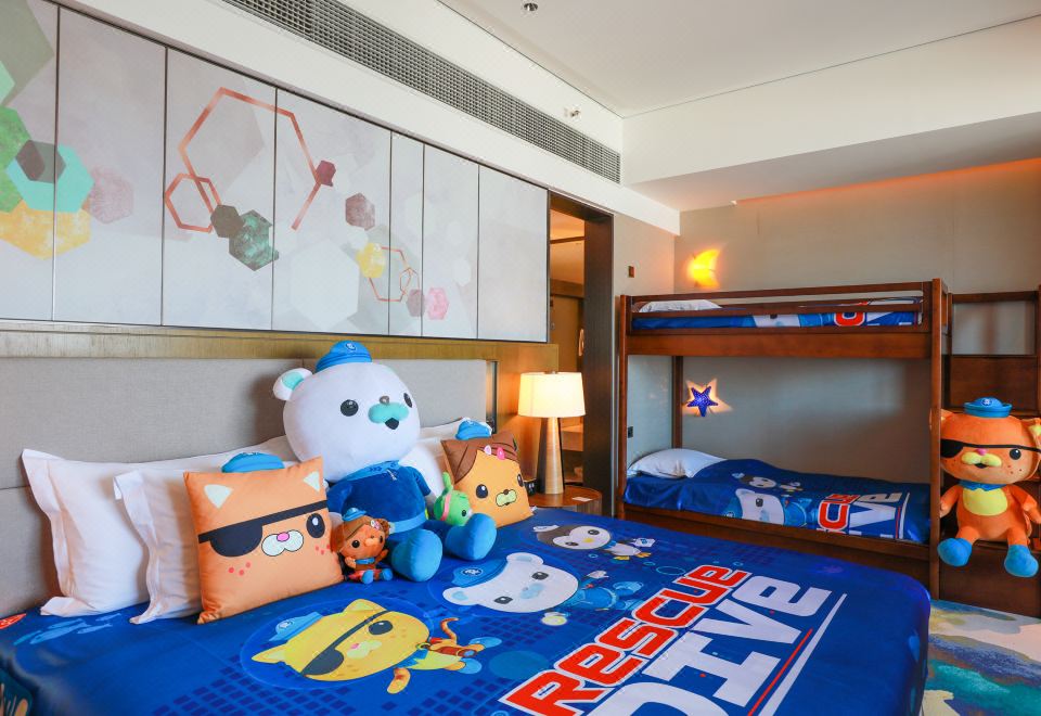 Crowne Plaza Beihai Silver BeachFamily Friendly Room