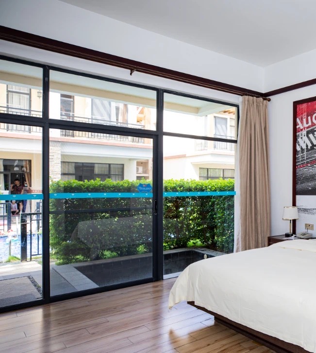 Baodun Lake Hushan Hot Spring ResortVenice Hot Spring Suite - Near Water (Soaking tub)