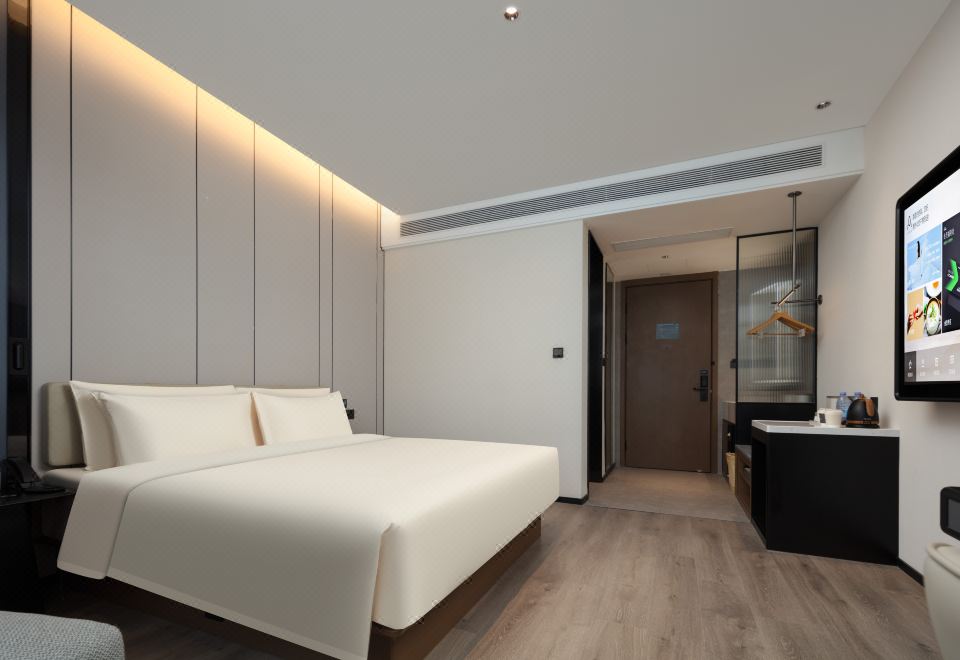 Executive Queen Room