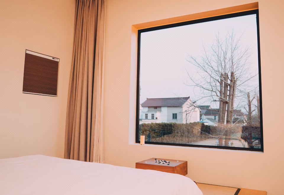 秋月·景观榻榻米房