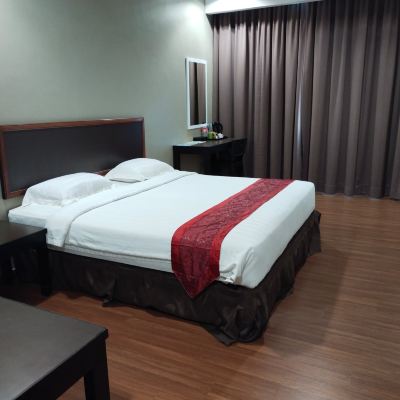 Bilik Deluxe King Kupon Li Hua Hotel Mukah