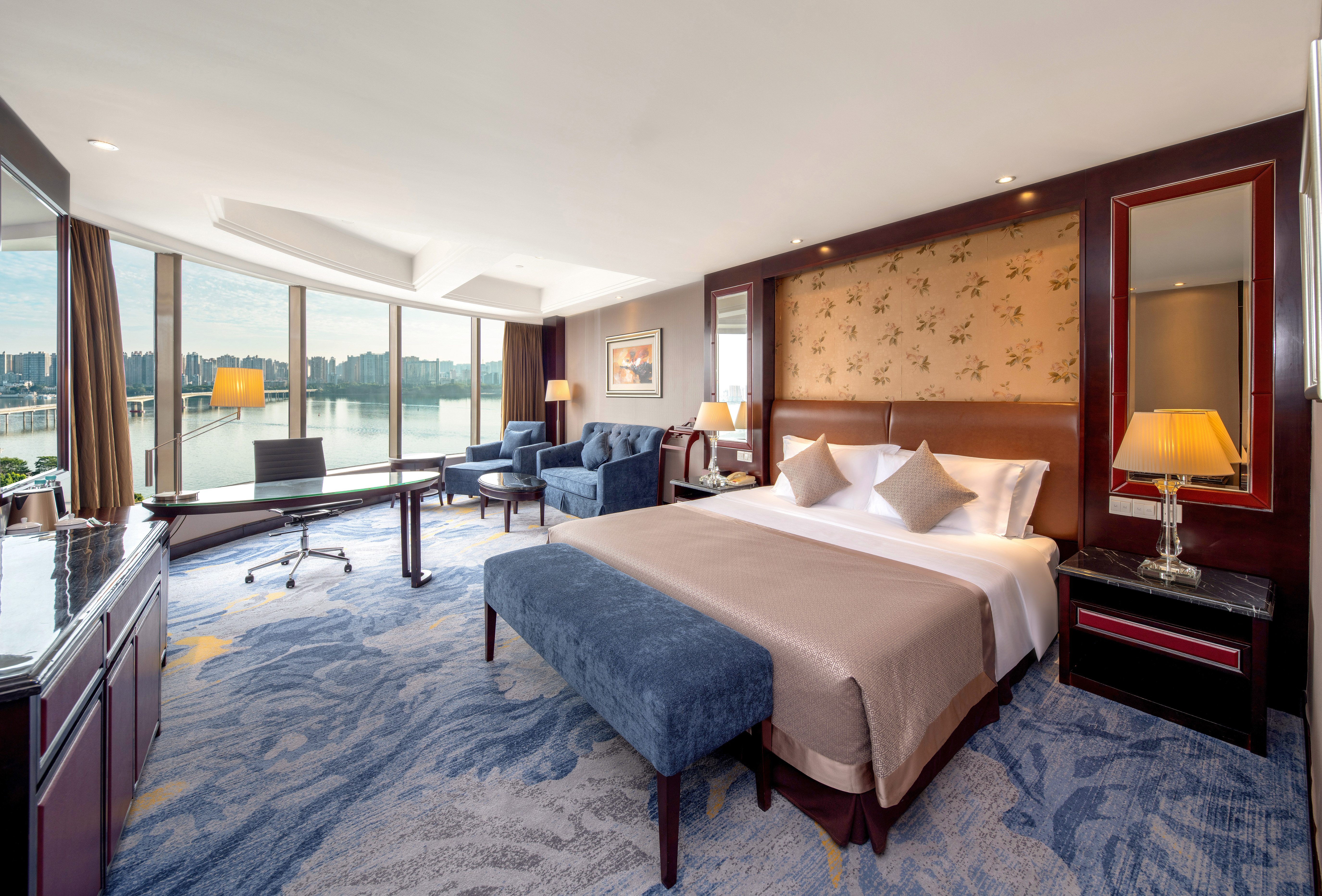 江景行政客房（带沙发、浴缸）