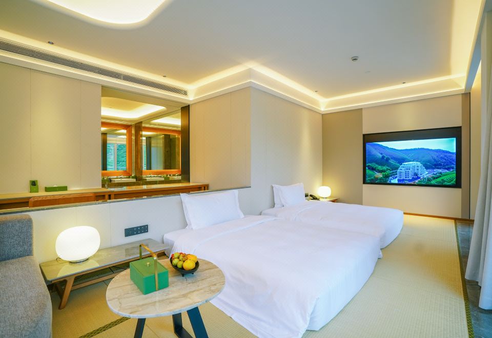 Premier Room