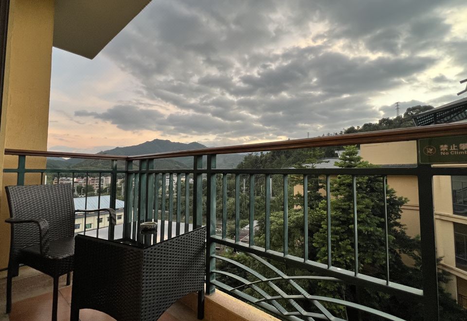 畔山观景双床房-景观阳台-认证水质温泉水