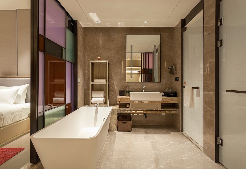 精选大床丨海景房