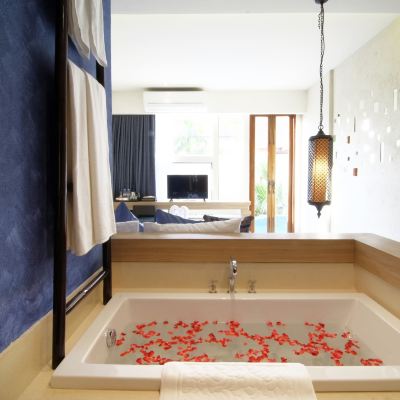 豪華可使用泳池房，帶浴缸 塔陪門戶別​​墅優惠