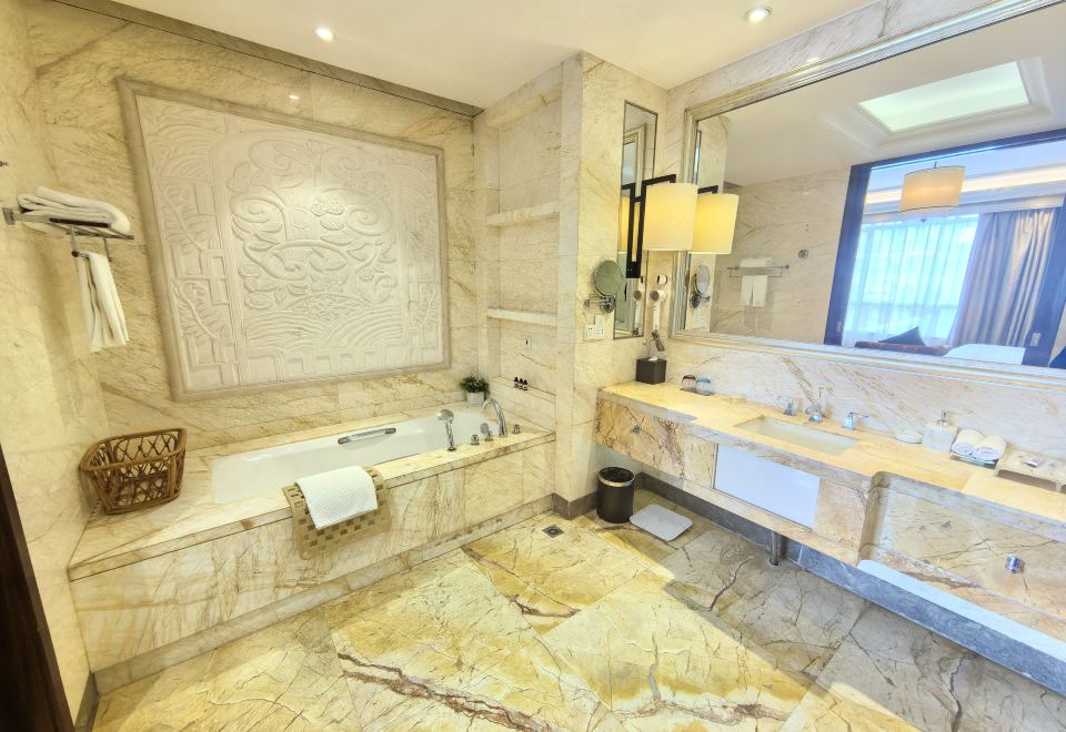 Ondine Oriental International HotelDeluxe Suite