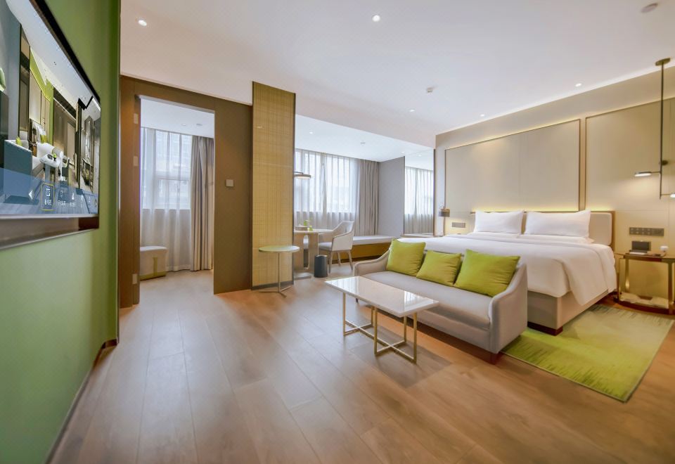 金澜大床房-休闲飘窗（大空间+投屏+衣帽间）