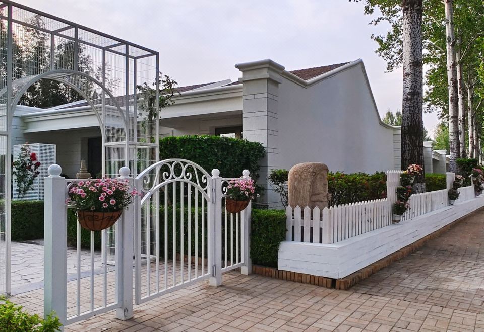 湖畔园景私汤房