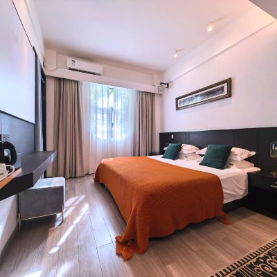 泊心·影院餘暉簡奢特大床房【大屏幕+零壓床墊+投屏】 圈圈裡·海濱花園度假民宿（深圳大鵬較場尾店）優惠