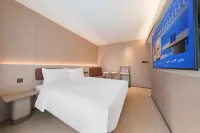HanTing Hotel (Binhai Wuyue Plaza)