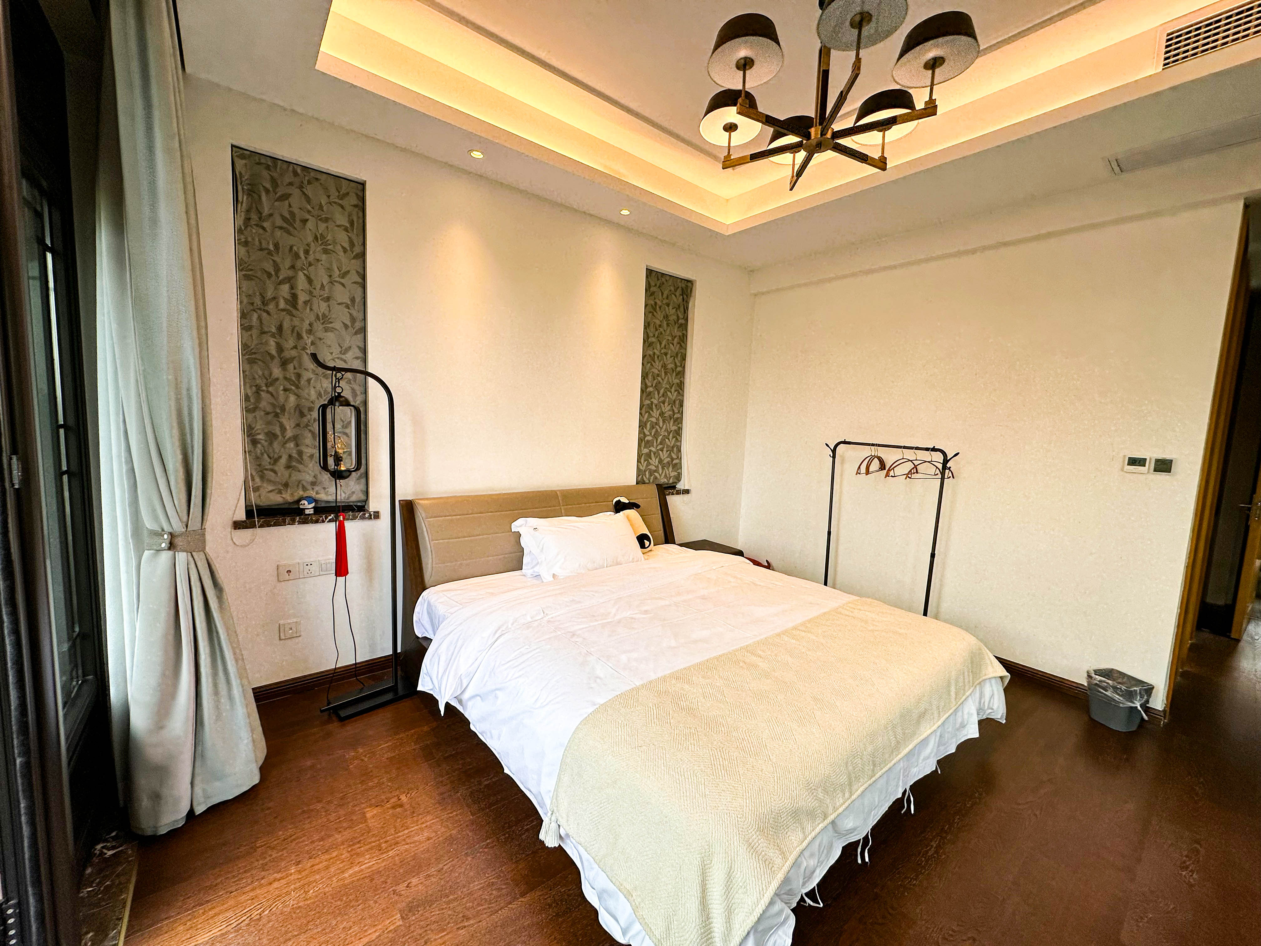 三房三衞徽韵·新中式商务雅院