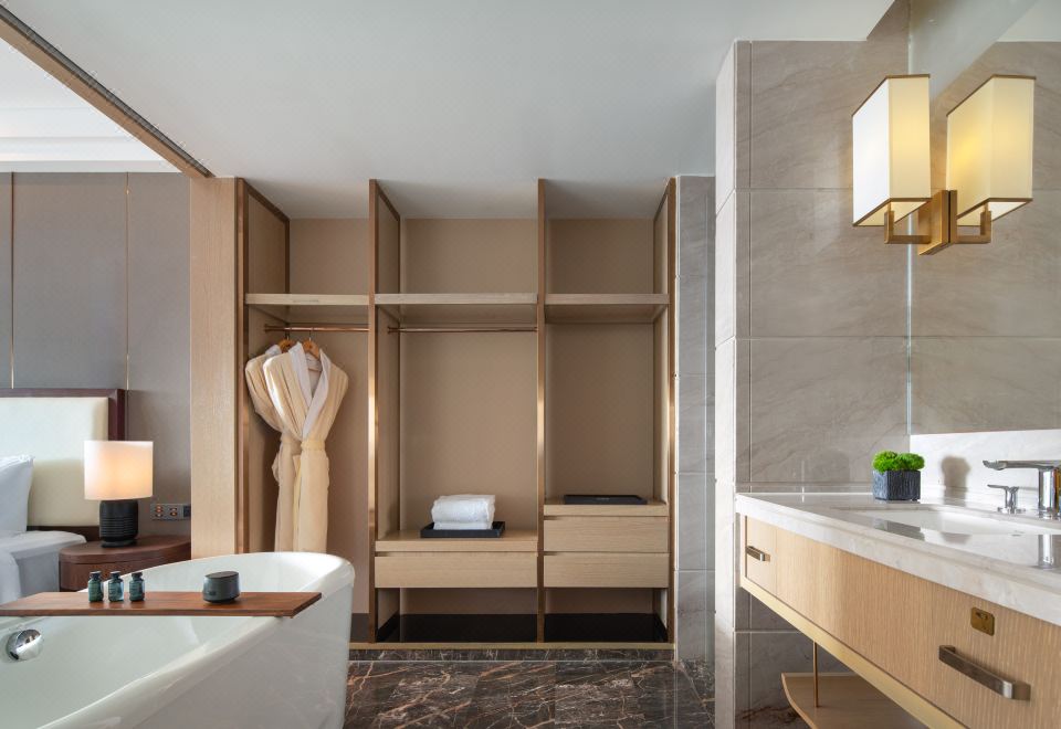 王者荣耀乐开花主题房丨小童帐篷+伴眠抱枕+浴缸