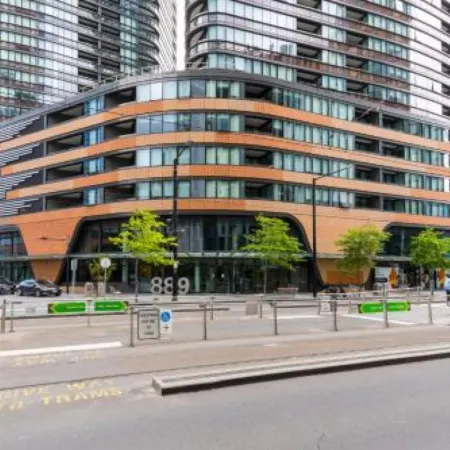 Melbourne Lifestyle Apartments - Best Views on Collins