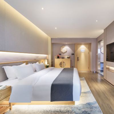 灕江泊隱大床房 灕江泊隱酒店（桂林兩江四湖象山景區店）優惠